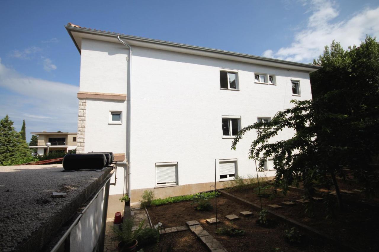 Triple Room Selce 2379B Экстерьер фото